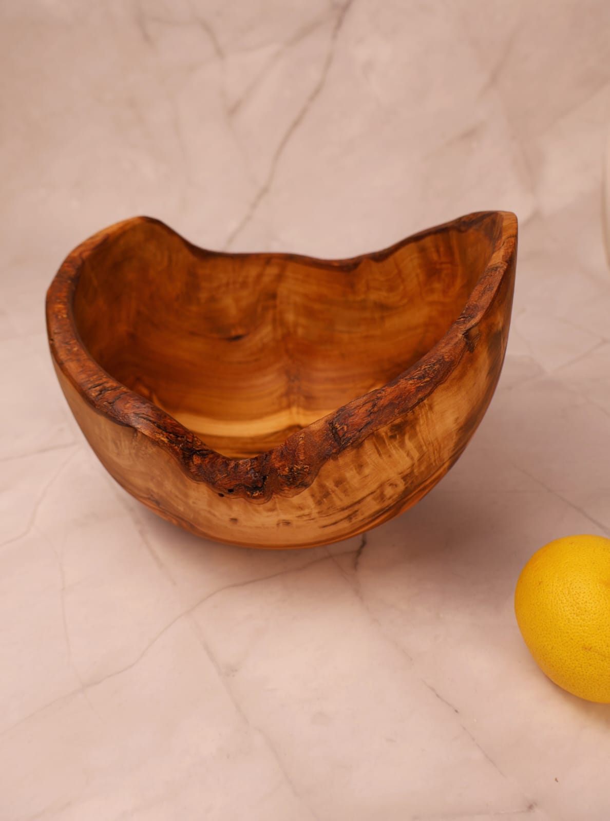 Fructieră sau Salatieră Basilicata din lemn de măslin 21 x 15 cm