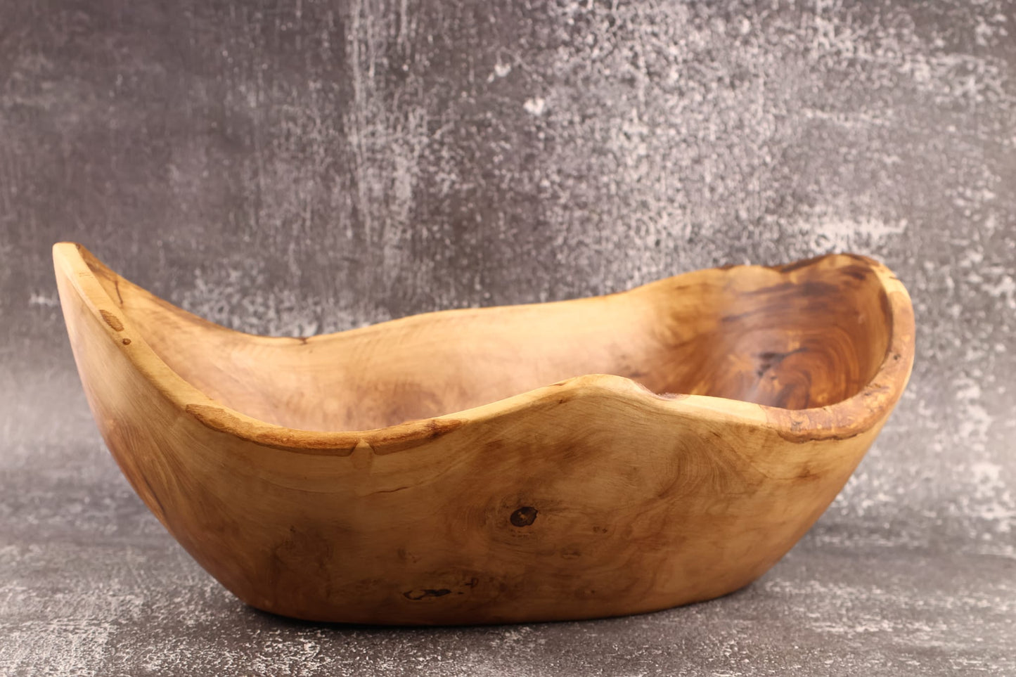 Fructieră / Salatieră din lemn de măslin 35 x 15 cm