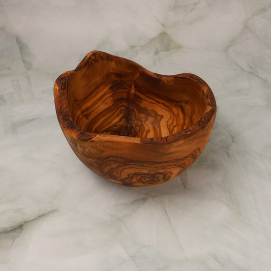 Fructieră sau Salatieră Basilicata din lemn de măslin 21 x 14 cm