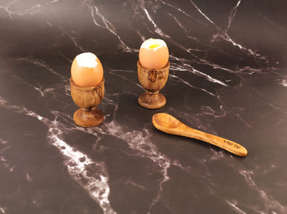 Pahar pentru ou din lemn de măslin