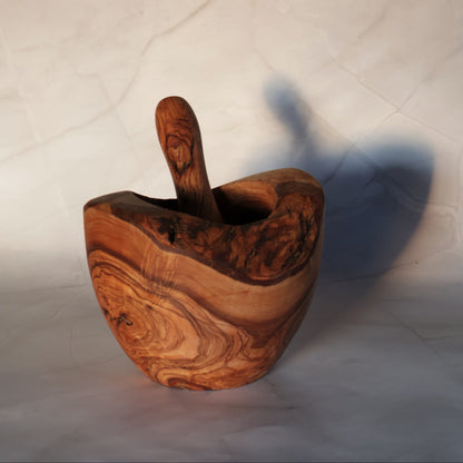 Mojar cu pistil Rustic din lemn de măslin