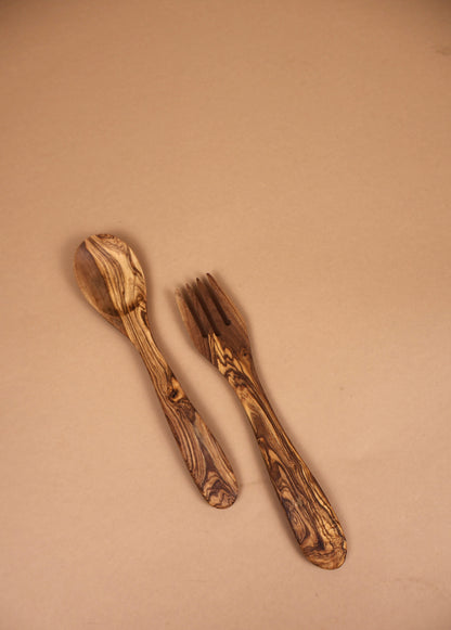 Set lingura si furculita din lemn de măslin 20 cm